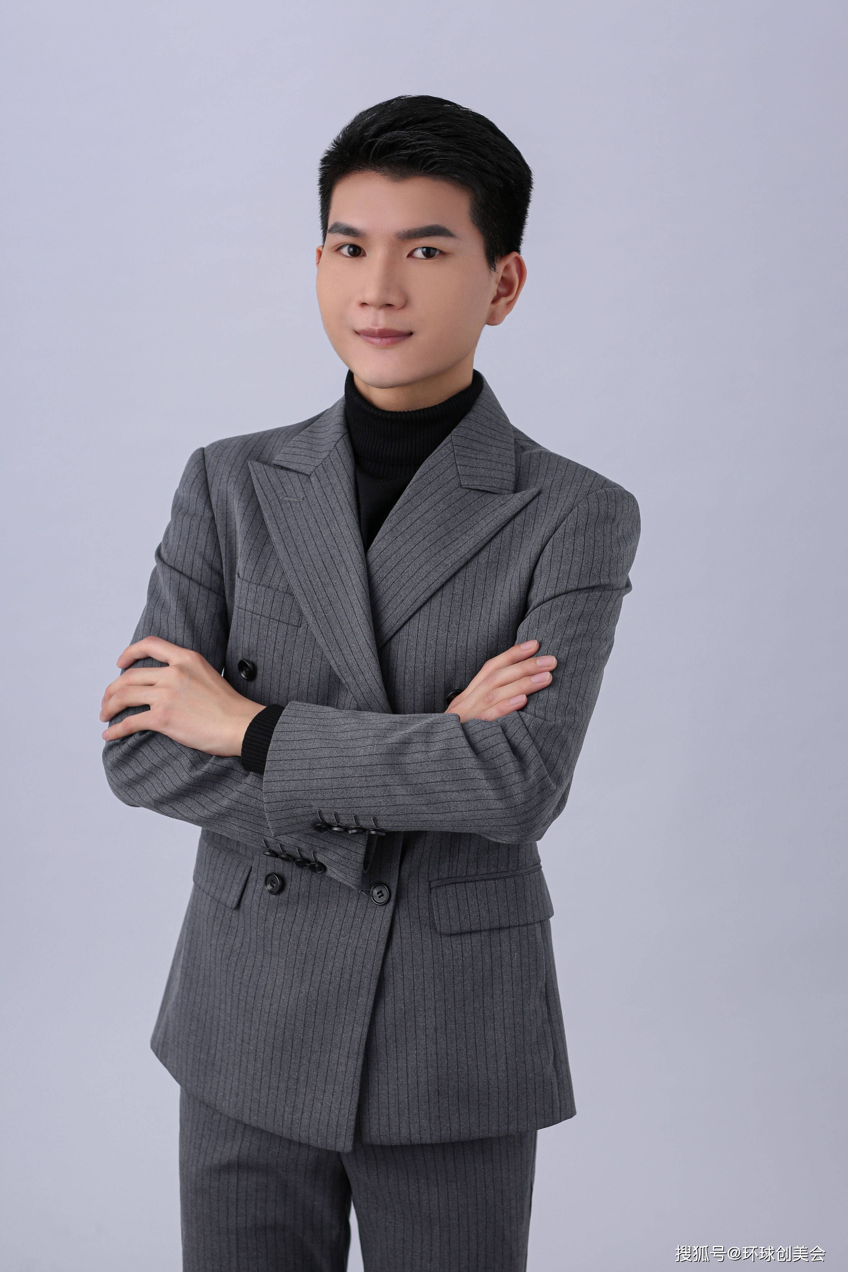邹琼华 灯光与摄影艺术负责人